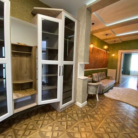 Apartment On Balabana Street 리비프 외부 사진